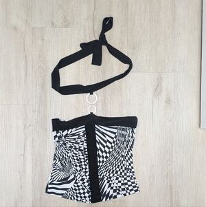 RAVE Vintage Y2K Decorative Ring Optical Illusion Halter Top